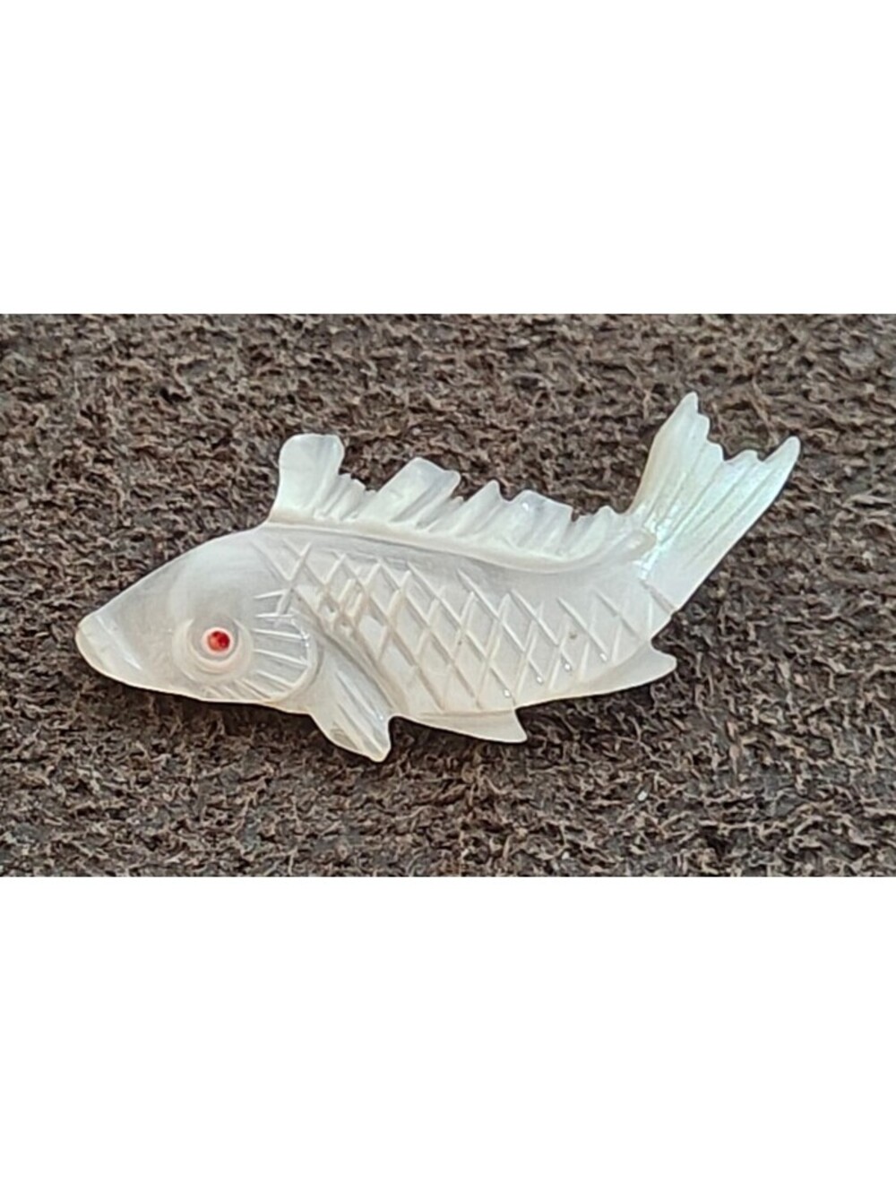 1960s Hand Carved Mother of Pearl Koi Fish Brooch Pin - Picture 9 of 9